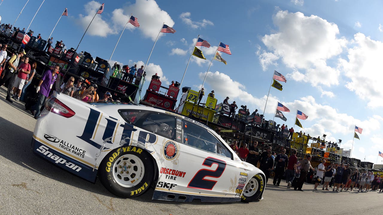 Out of the title hunt, Keselowski still finishes season strong